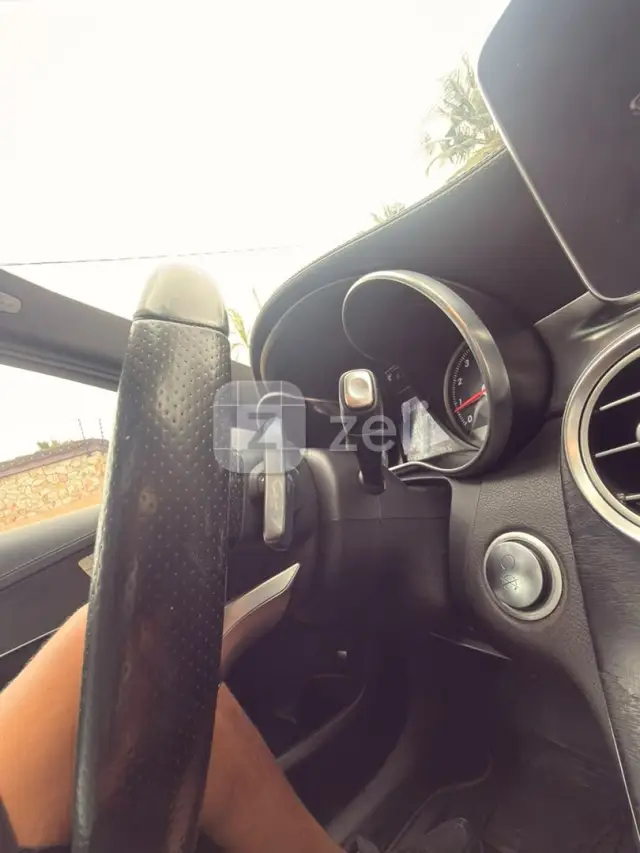Mercedes C300 2015 — photo 8