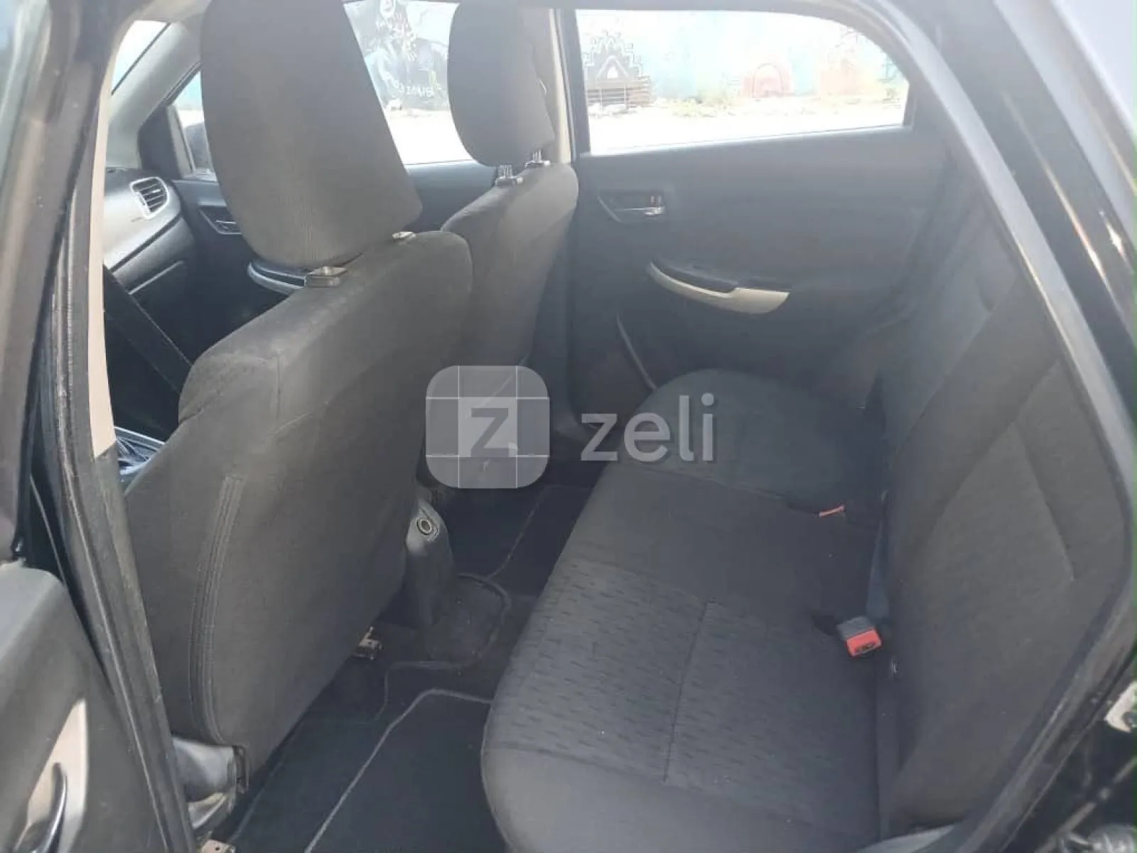 Suzuki Baleno 2018 — photo 8