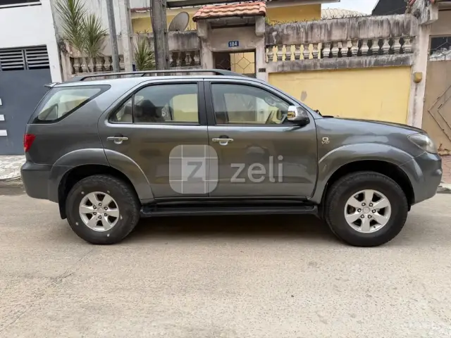 Toyota Fortuner 2008 — photo 5