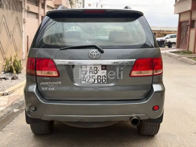 Toyota Fortuner 2008 — photo 6
