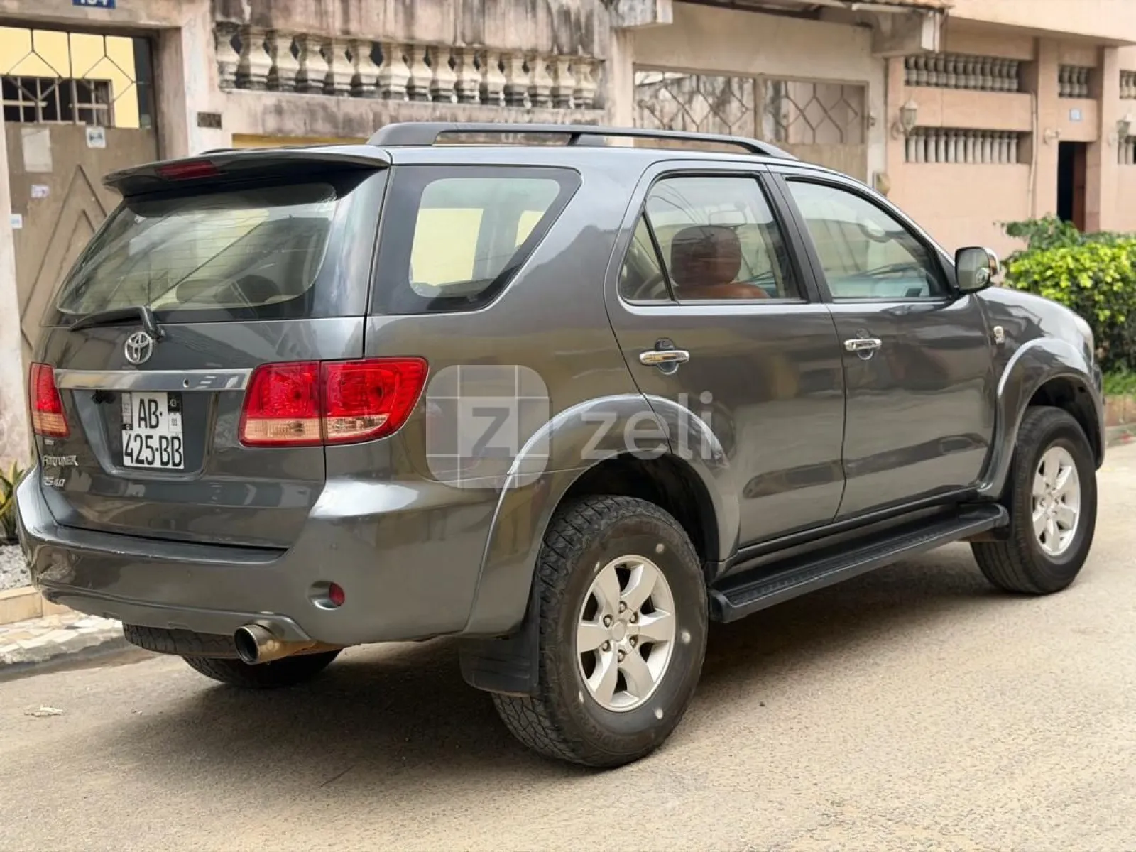 Toyota Fortuner 2008 — photo 7
