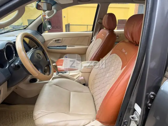 Toyota Fortuner 2008 — photo 9
