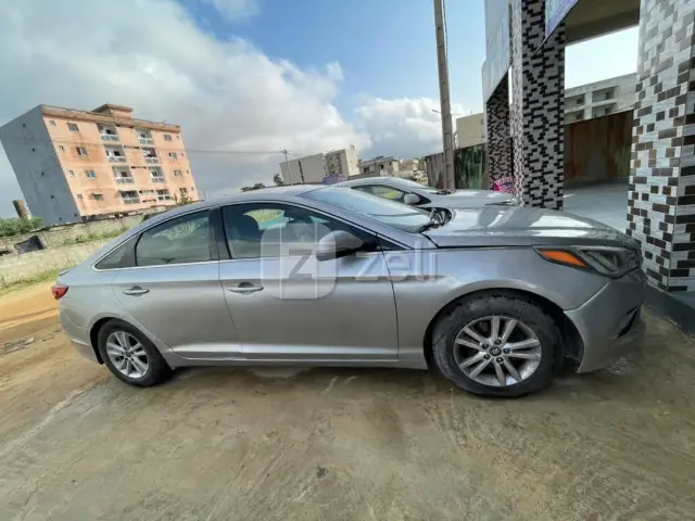 Hyundai Sonata 2018 — photo 2