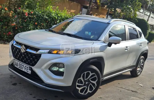 Suzuki Fronx 2024 — photo 2